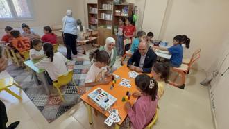 Çocuklar, yaz tatilini ÇATOM’daki zeka oyunlarıyla değerlendiriyor