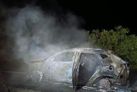 Seyir sırasında alev alan otomobil yandı