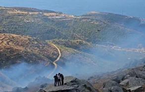 Marmara Adası'ndaki orman yangınına müdahale sürüyor