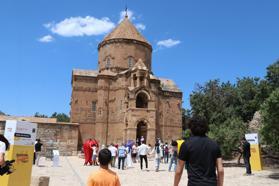 Tarihi Akdamar Kilisesi'nde 13'üncü ayin