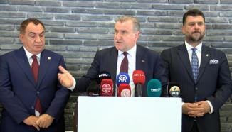 Bakan Bak: Türkiye hızla bir spor ülkesi olma yolunda ilerliyor
