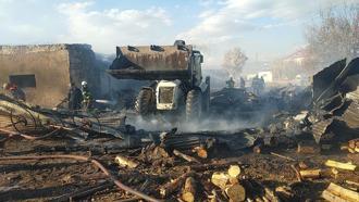 Ardahan’da çıkan ağır yangınında 23 hayvan öldü
