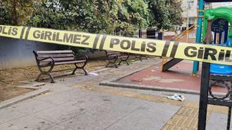 İstanbul - Gaziosmanpaşa’da parkta silahlı saldırı: 17 yaşındaki genç yaralandı