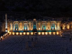 'Aşkların ve imparatorların şehri Sagalassos'ta ışıklar gece müzeciliği için yandı