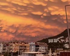 Fethiye'de Mammatus bulutları görüldü