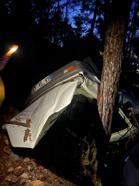 Muğla’da otomobil uçuruma yuvarlandı: 2 yaralı