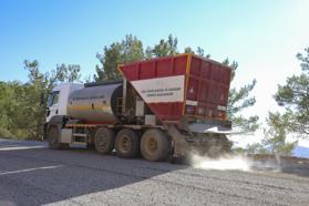 Gülnar’da grup yolları yenilendi