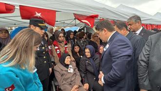 Şehit Astsubay Kıdemli Başçavuş Özcan memleketi Karabük'te toprağa verildi / Ek fotoğraflar