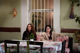 Güller ve Günahlar’da sahnede kavga, sette sevgi