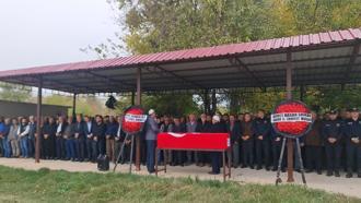 Lösemiden ölen polis memuru, toprağa verildi