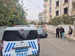 Boşanma aşamasındaki eşini tabancayla vurdu