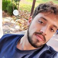 Otomobil, elektrik direğine çarptı; Miraç hayatını kaybetti