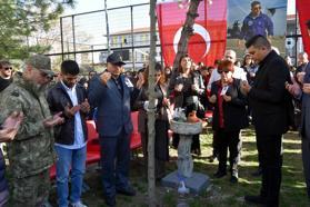 Şehit Astsubay Berkay Karaca anısına okul bahçesine fidan dikildi