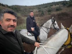 Yıldırım ve Yenişehir belediye başkanları ata binerek stres attı