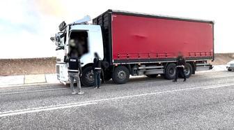 Kırşehir'de 3,5 ton kaçak tütün ele geçirildi