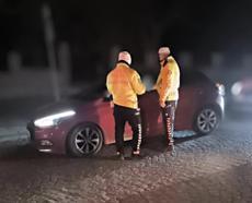 Tarihi caddede yüksek sesle müzik dinleyen 91 araç sürücüsüne ceza