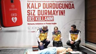 Havaalanları ve AVM'lere kalp rahatsızlığı geçirenler için otomatik şok cihazı geliyor