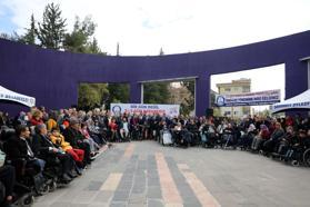 Gaziantep'te engelli vatandaşlara tekerlekli sandalye dağıtıldı