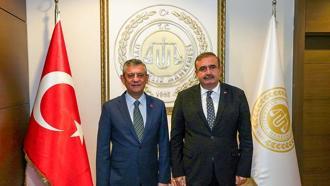 Özgür Özel'den, Uyuşmazlık Mahkemesi Başkanı Güleç'e ziyaret