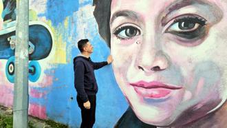 Andrea Minguzzi, oğlunun duvara çizilen resmini görünce gözyaşlarını tutamadı