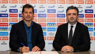 Kasımpaşa, Emre Belözoğlu ile sözleşme imzaladı
