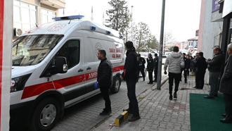 Kayınpeder, gelinini tabancayla yaralayıp, onun kız kardeşini öldürdü