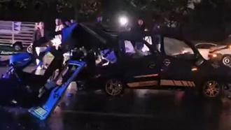 Başakşehir'de zincirleme trafik kazası: 2 ölü, 6 yaralı