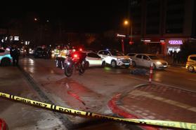 Kamyonetle çarpışan motosikletin sürücüsü hayatını kaybetti