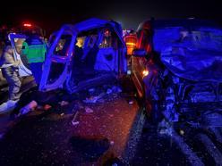 Mardin’de 3 aracın karıştığı kazada 3 ölü, 6 yaralı