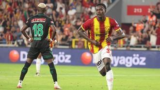 Göztepe'de Dennis'e Alman kancası