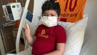 Lösemili Yiğit Efe, nakille hayata tutundu