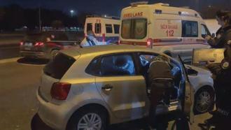 Pendik'te park halindeki araçta ceset bulundu