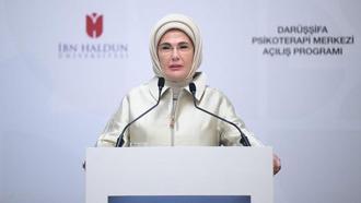 Emine Erdoğan, İHÜ İPAM Darüşşifa Psikoterapi Merkezi'nin açılışına katıldı