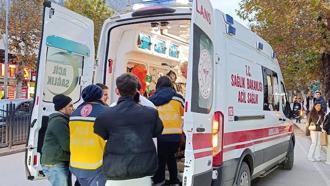 Amasya'da otomobil ile motosiklet çarpıştı; 1 yaralı