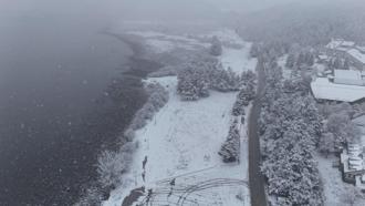 Abant, beyaz örtüyle kaplandı