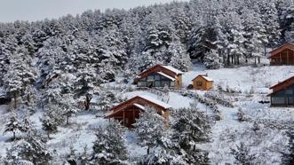 Dumanlı Tabiat Parkı'nda kış manzarası