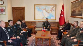 Bakan Güler, Moğolistan Genelkurmay Başkanını kabul etti