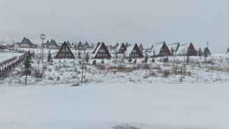 Yıldız Dağı, kar yağışıyla beyaza büründü