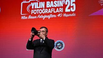 Cevdet Yılmaz, 'Yılın Basın Fotoğrafları Ödül Töreni'ne katıldı