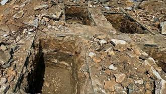 Suriye'de eski güvenlik merkezinde toplu mezar bulundu