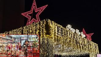 Antalya'da Noel ve yılbaşı renkliliği