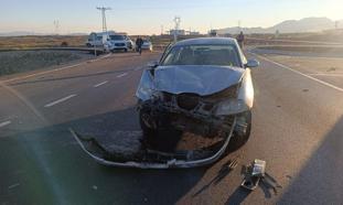 Gaziantep’te kamyonetle otomobil çarpıştı; 3'ü çocuk, 6 yaralı