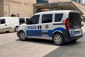 Siirt'te 2 çocuk annesi, evinde bıçaklanmış halde ölü bulundu