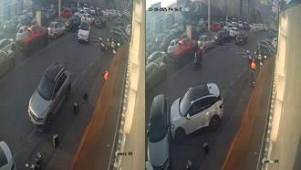 Maltepe'de sürücüsünün fren yerine gaza bastığı otomobil, başka araca çarptı; kaza kamerada