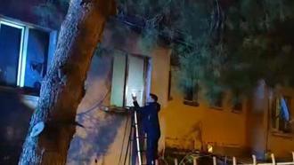 Apartman dairesinde çıkan yangında 1 kişi yaralandı