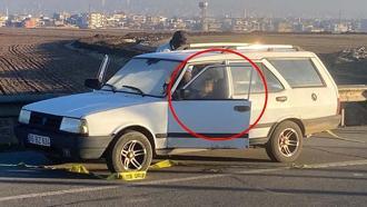 Park halindeki otomobilde, direksiyon başında ölü bulundu