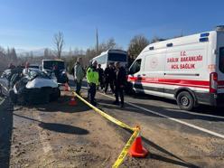 Nevşehir'de yolcu midibüsü ile otomobil çarpıştı: 11 yaralı