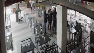 'Küfürlü konuşma' tartışmasında baba-oğul, 3 arkadaşı bıçak ve palayla yaraladı