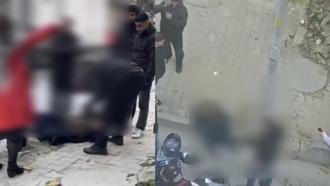 Küçükçekmece'de kadını taciz ettiği iddia edilen şüpheliyi çevredekiler darbetti