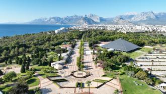 Antalya Büyükşehir'e 27'nci çevre ödülü